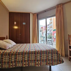 Los Maños Pensión Blanes